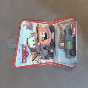 2005 Disney Pixar Cars 1:55 scale Mater die cast vehicle new in package Mattel